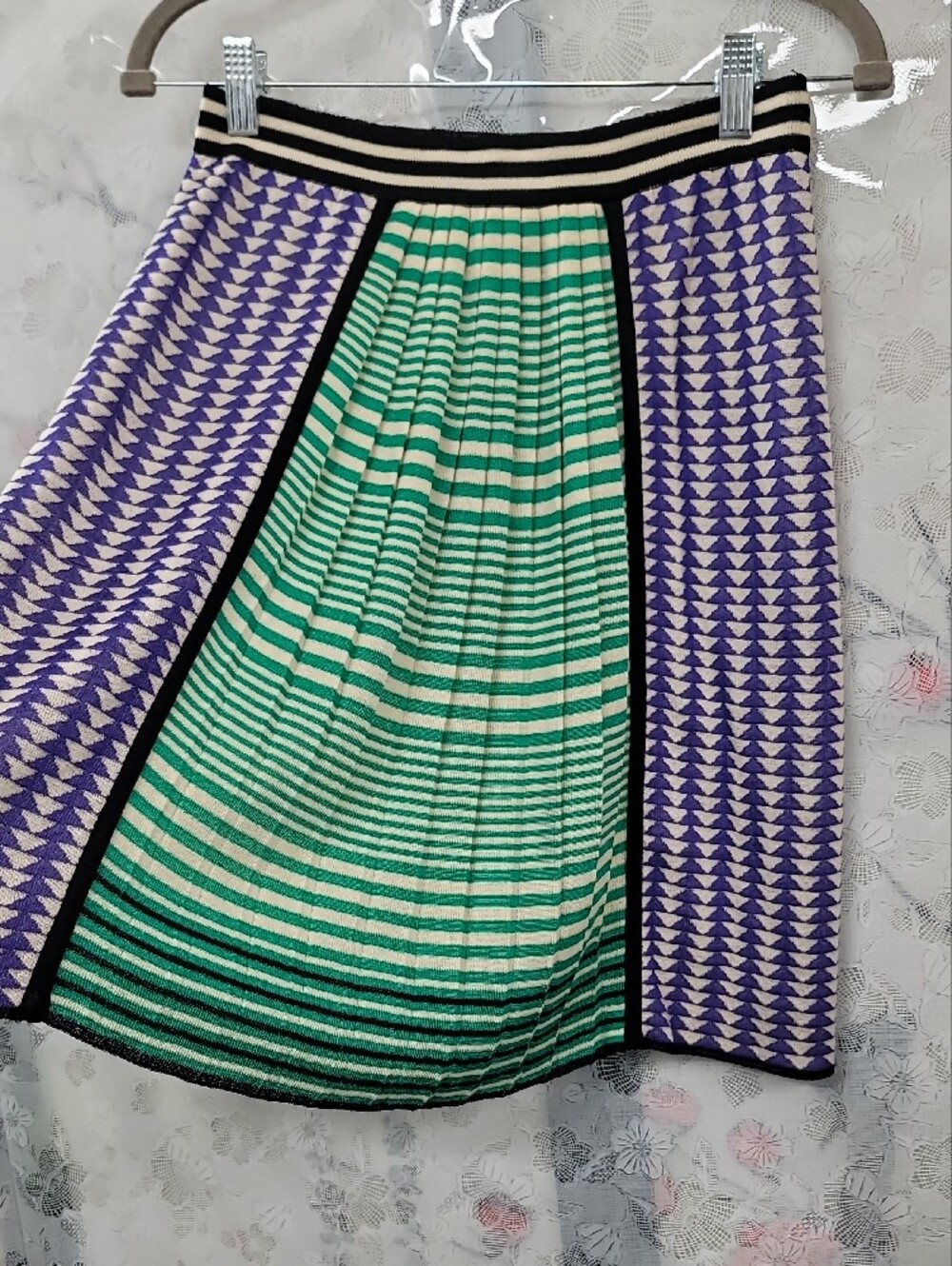 Missoni Purple & Green Skirt Size Small - Picture 4 of 7